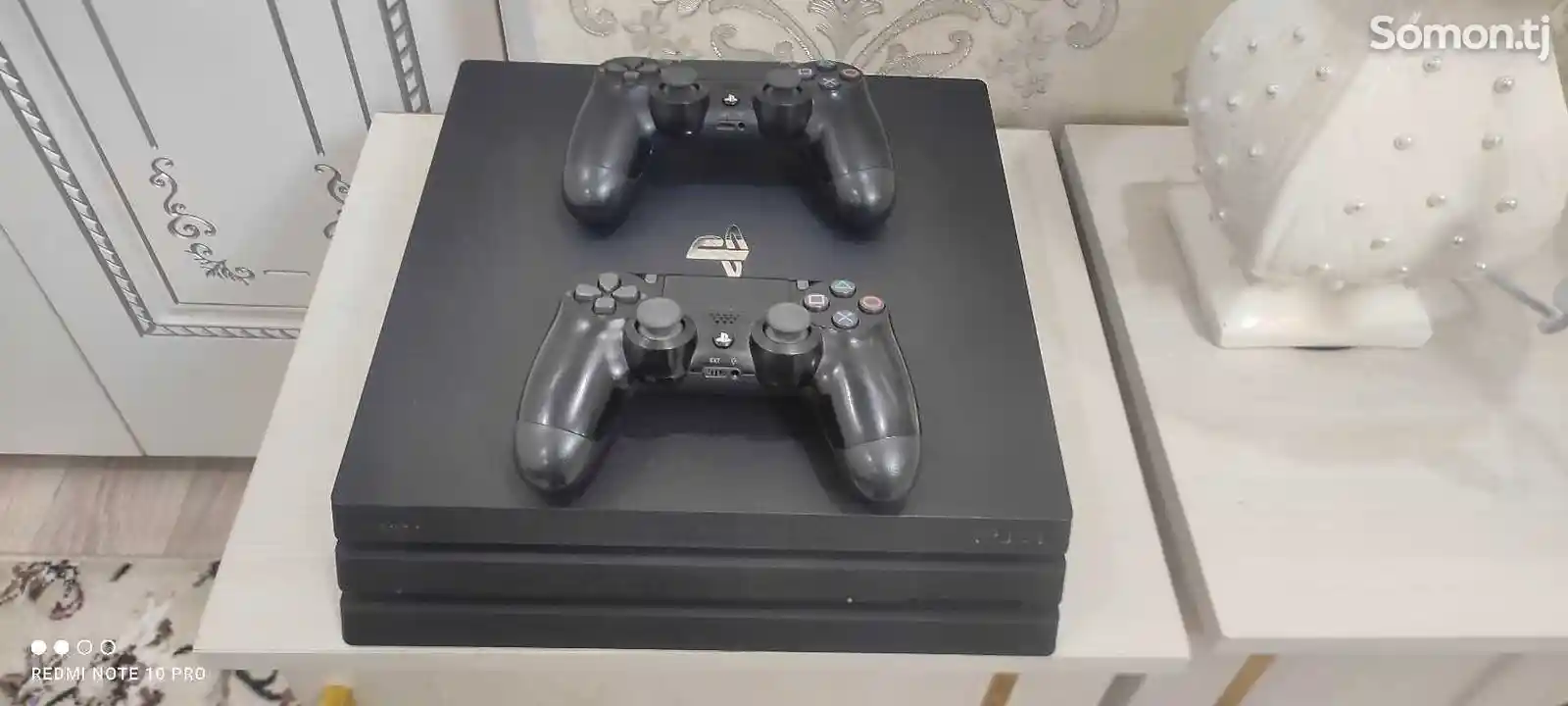 Игровая приставка PlayStation 4pro 1tb-1