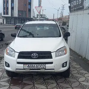 Toyota RAV 4, 2010