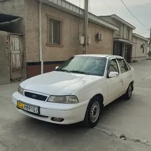 Daewoo Nexia, 1996