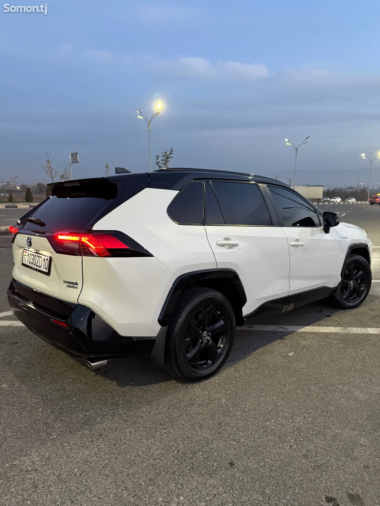 Toyota RAV 4, 2021-1