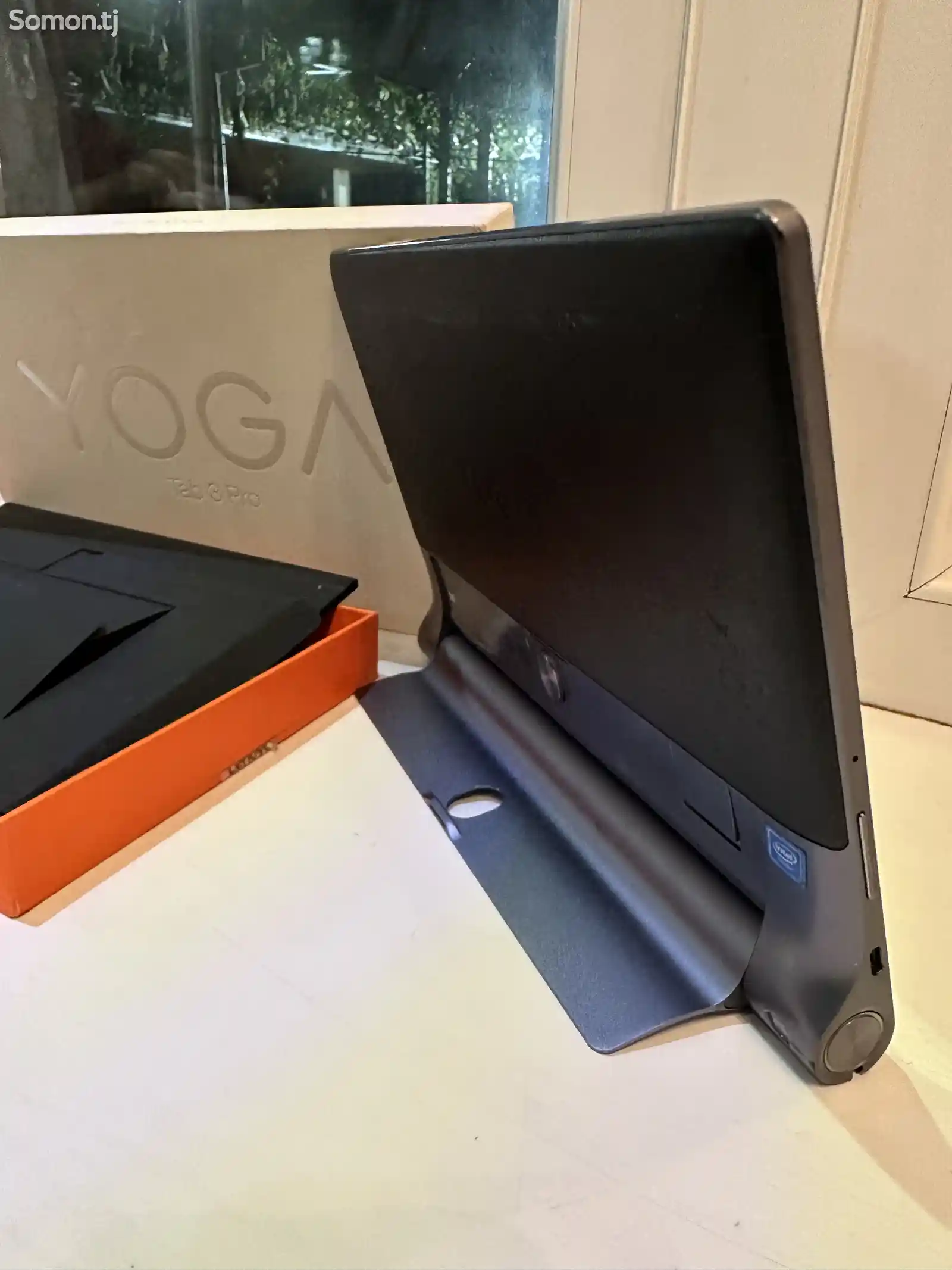 Планшет Yoga Tab 3 Pro-3