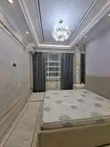 2-комн. квартира, 13 этаж, 65 м², Овир-5