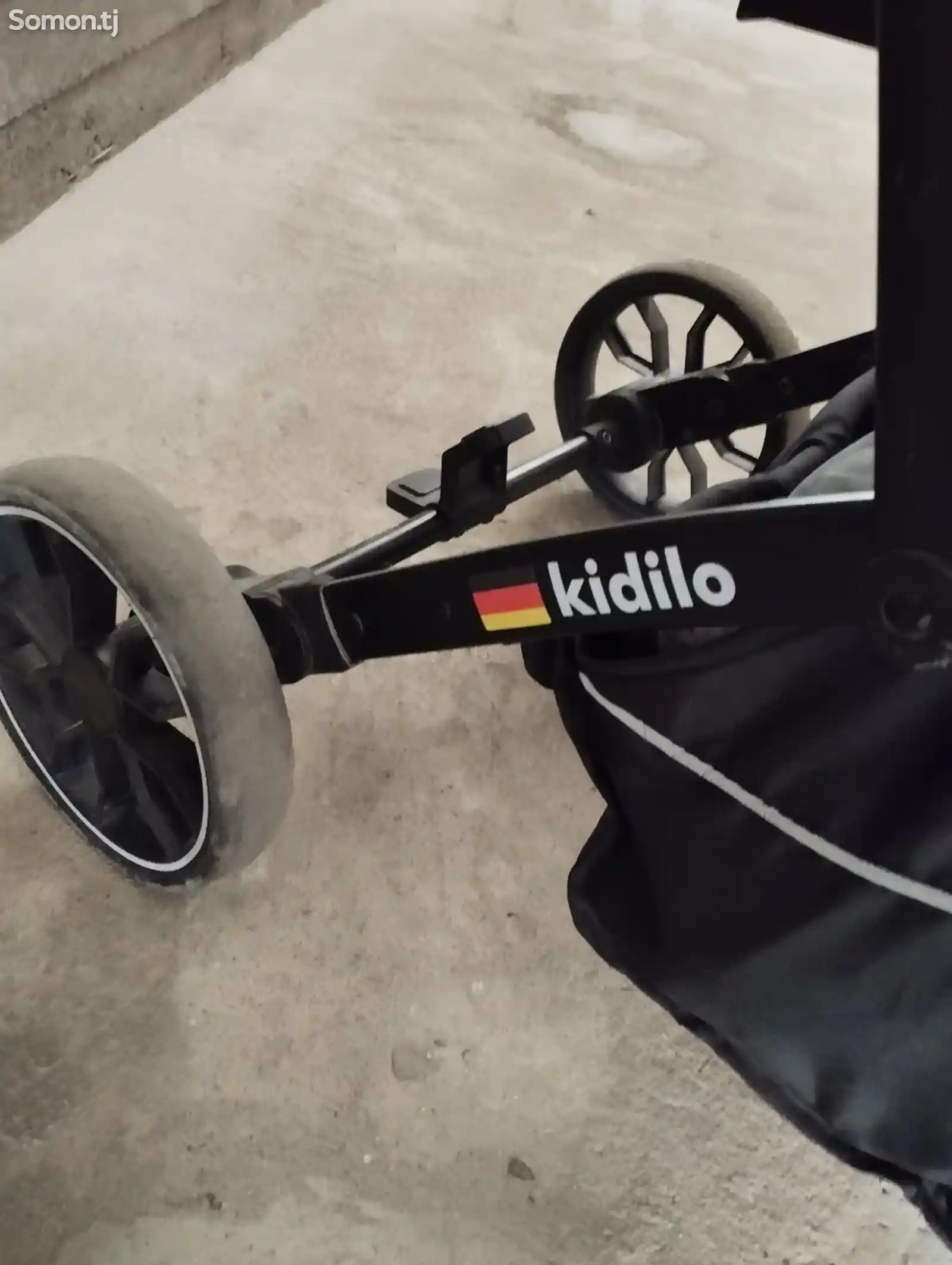 Прогулочная коляска - чемоданчик Kidilo-11