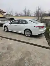 Toyota Camry, 2019-5