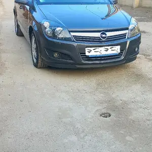 Opel Astra H, 2009