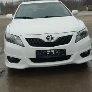 Toyota Camry, 2010