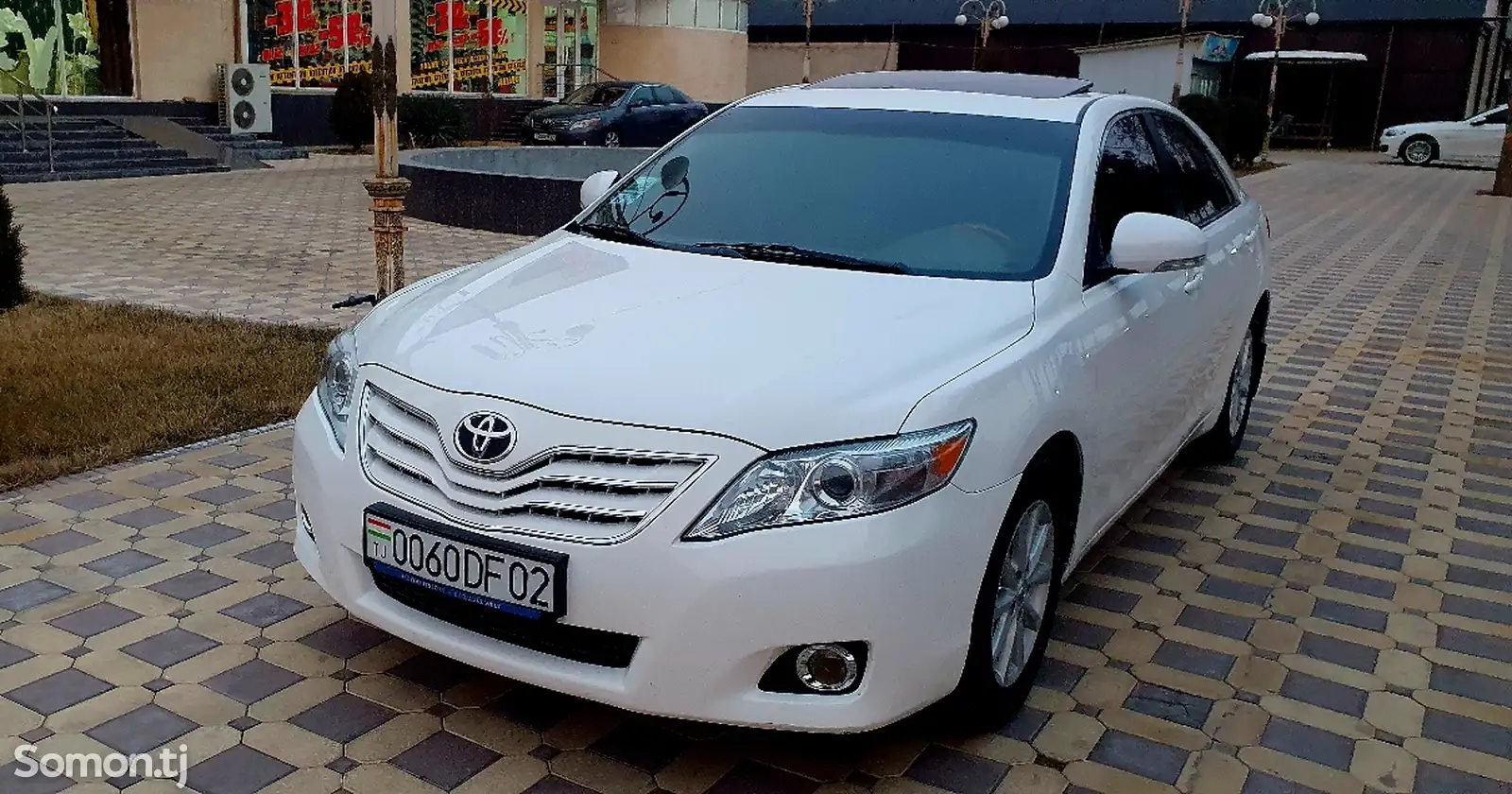 Toyota Camry, 2010-1