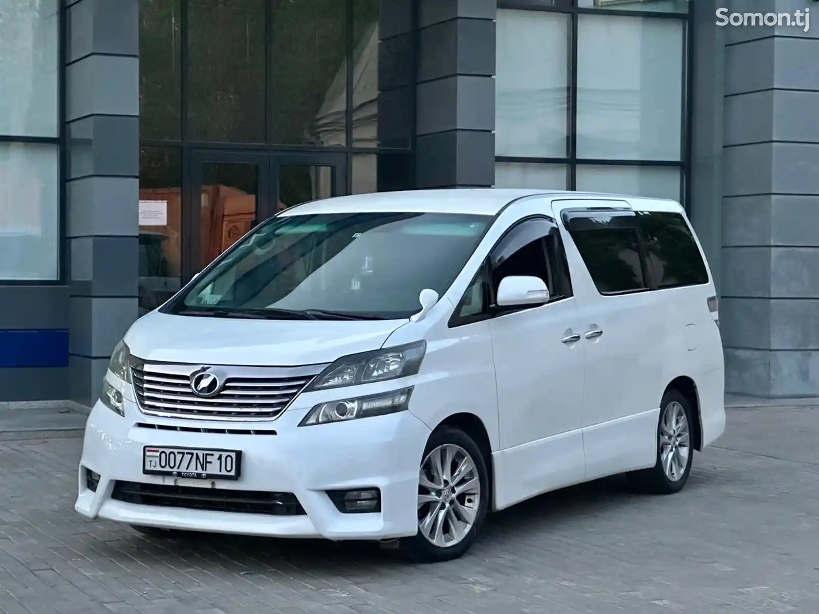 Toyota Vellfire, 2010-11