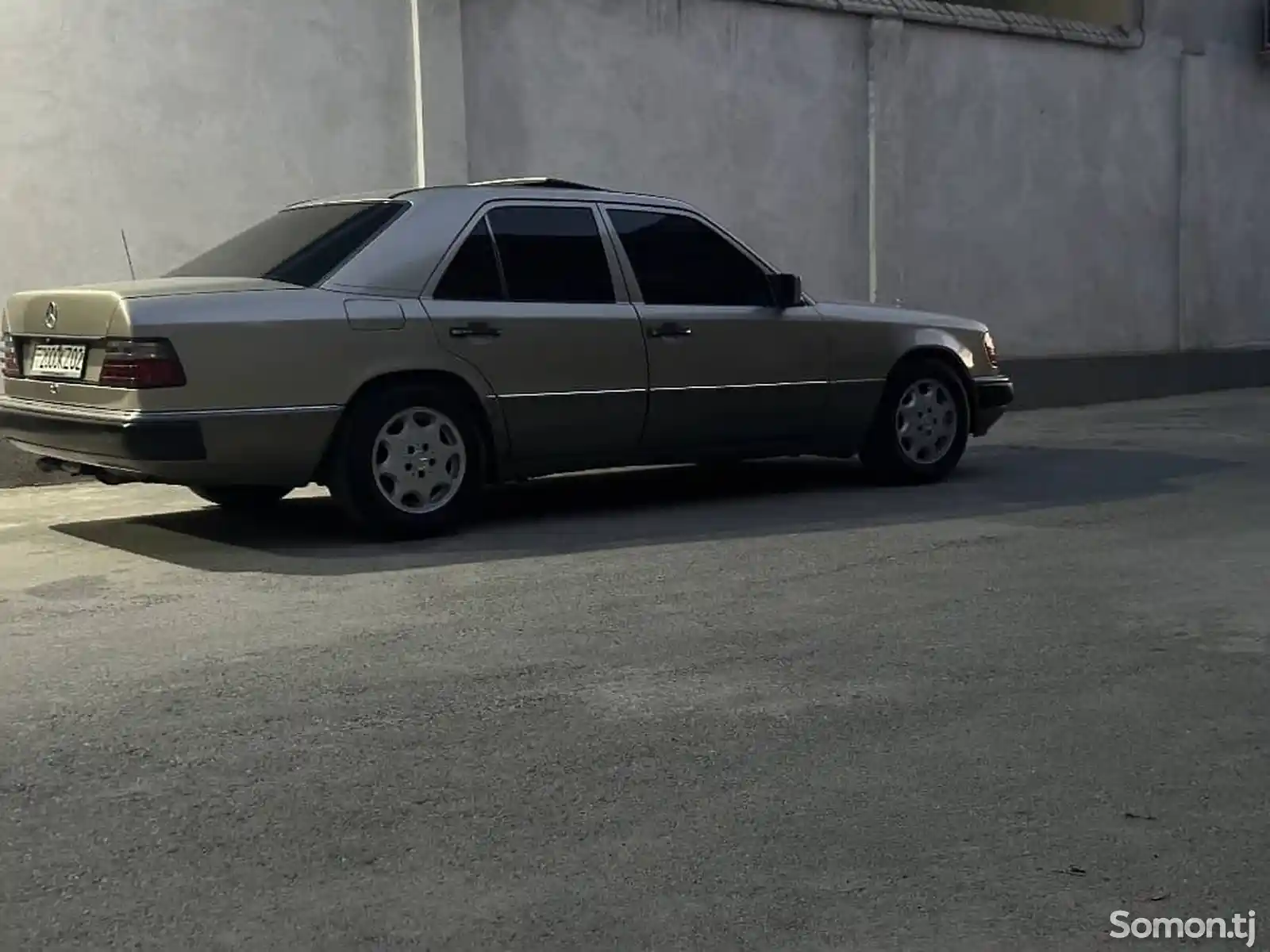 Mercedes-Benz W124, 1990-3