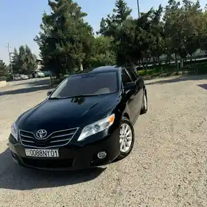 Toyota Camry, 2011