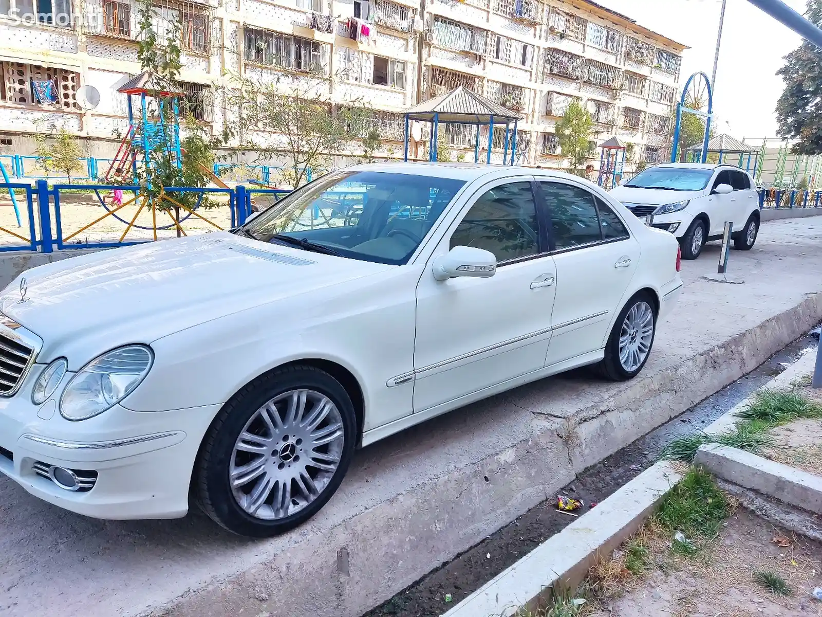 Mercedes-Benz E class, 2008-8