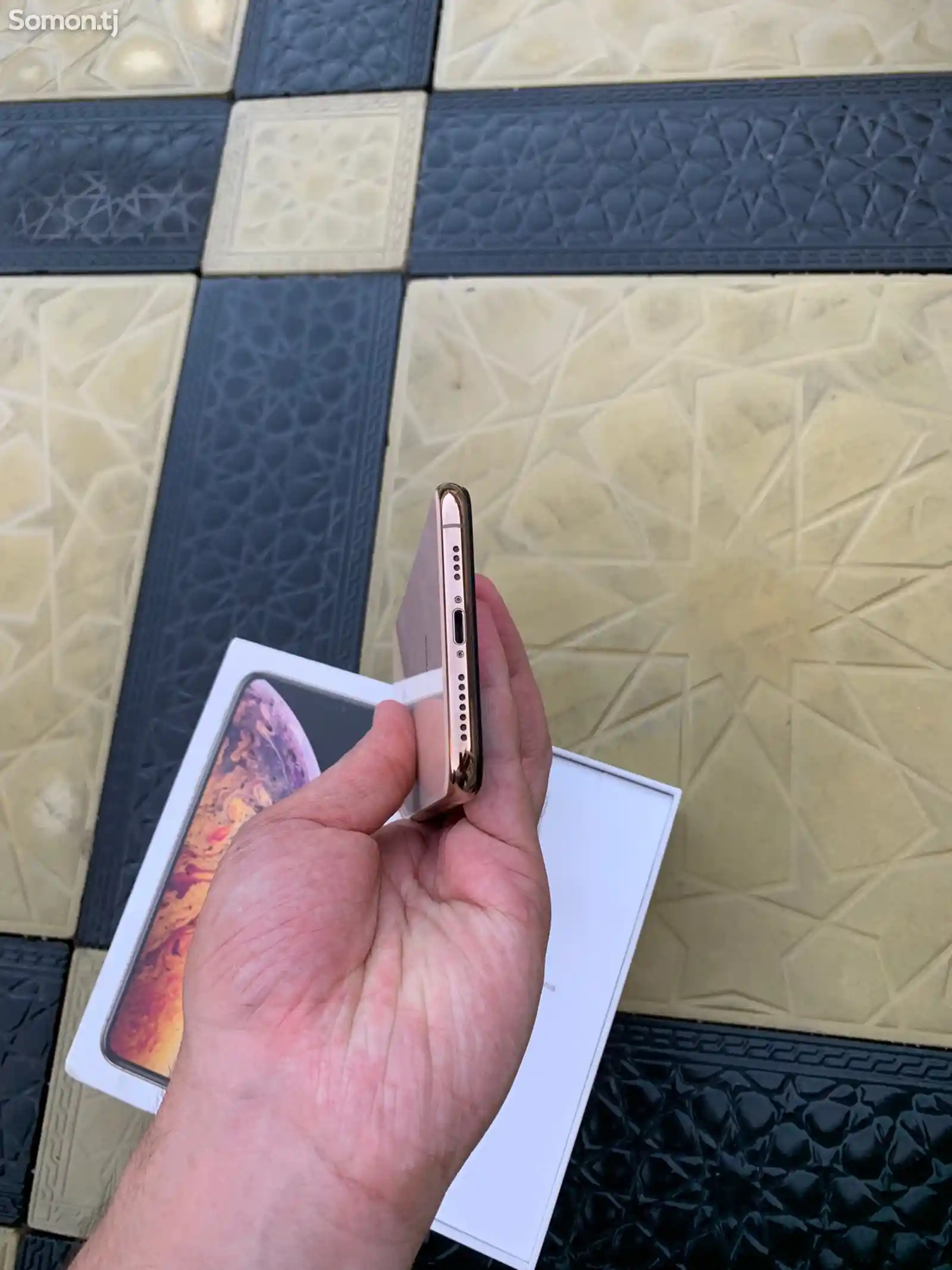 Apple iPhone Xs Max, 256 gb, Gold-7