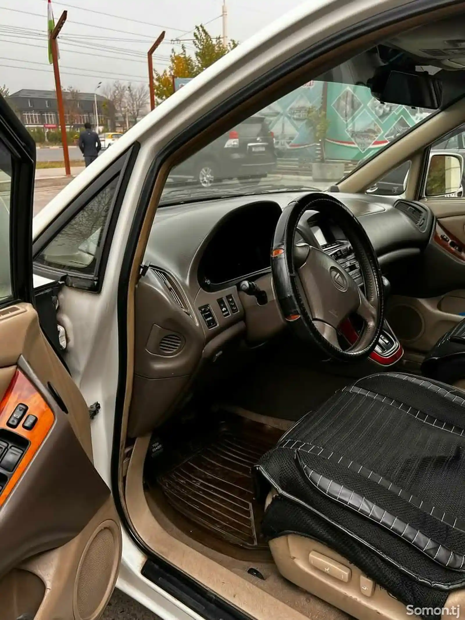 Lexus RX series, 2000-5
