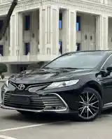 Toyota Camry, 2018-4