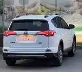 Toyota RAV 4, 2017-4