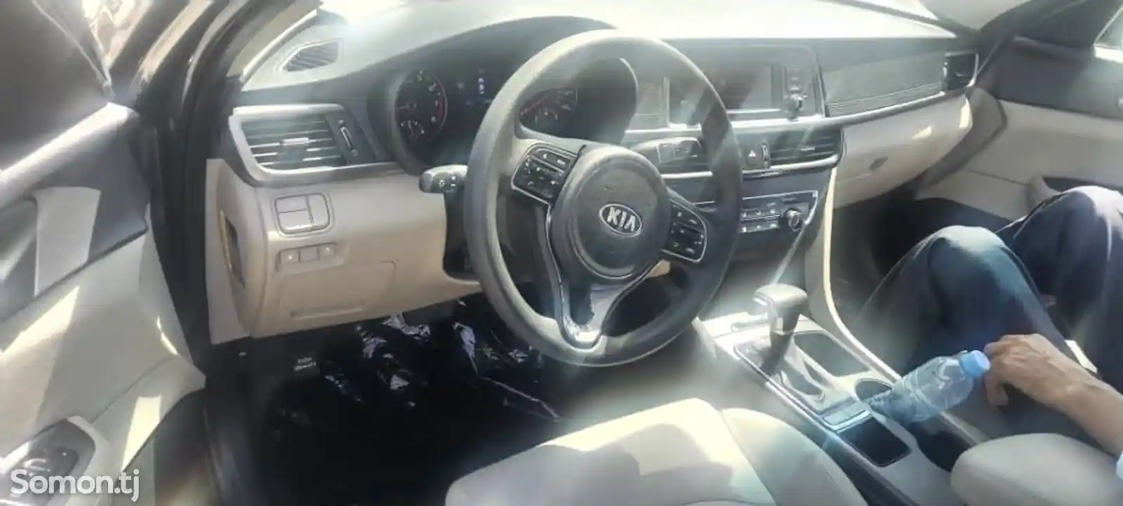 Kia Optima, 2016-6