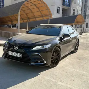 Toyota Camry, 2019