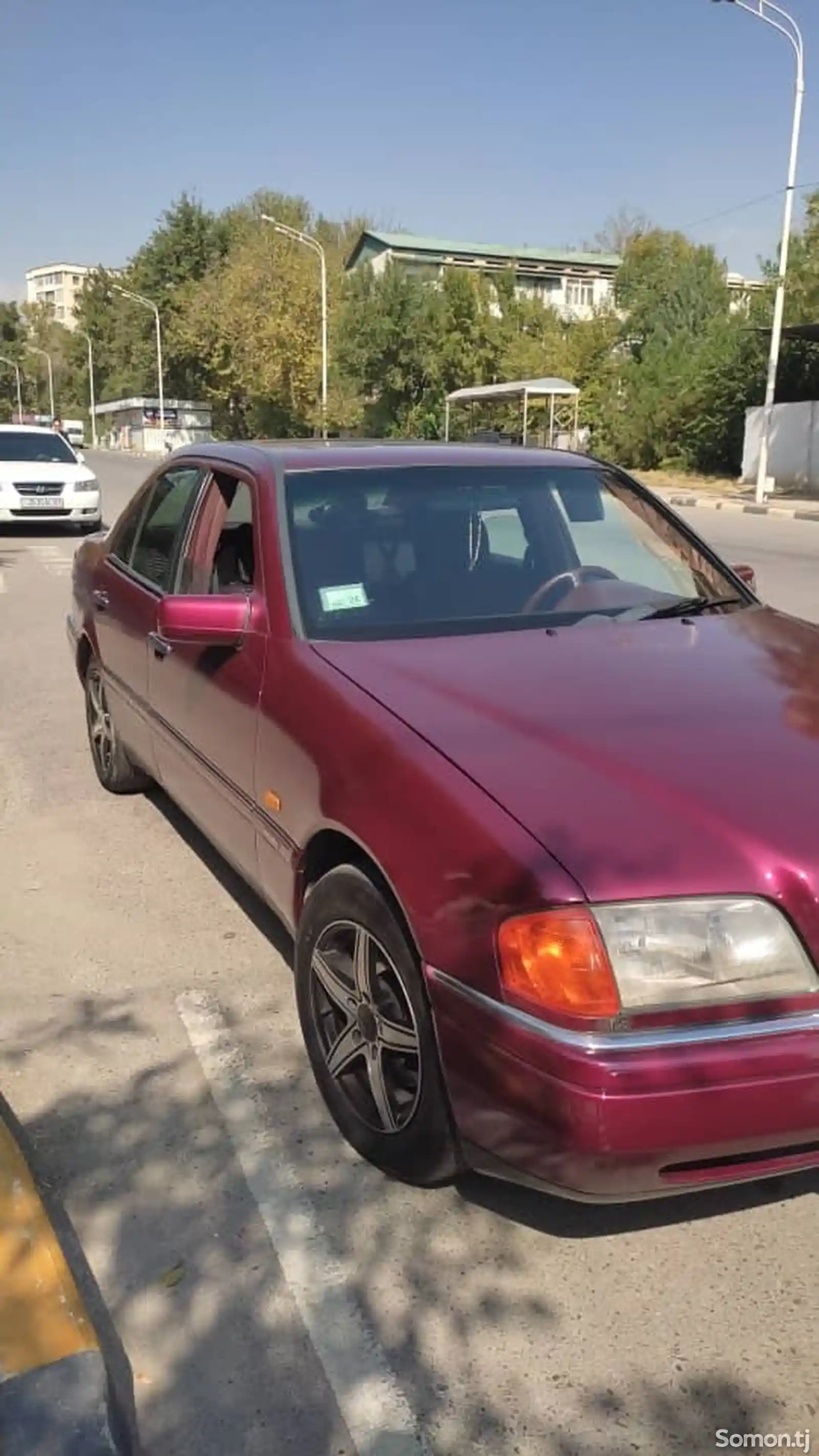 Mercedes-Benz W124, 1993-7