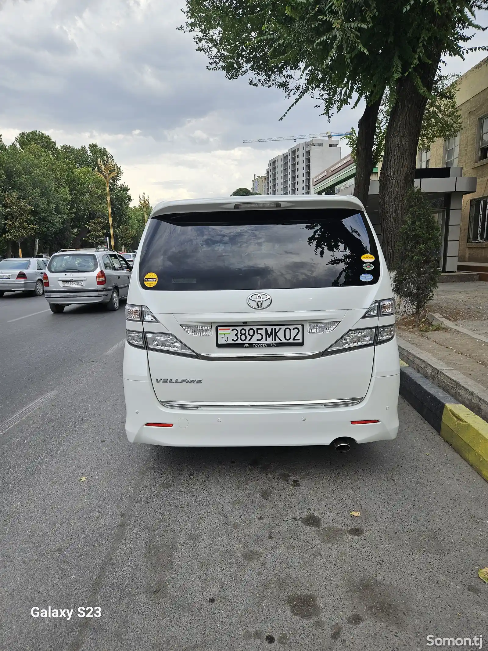 Toyota Vellfire, 2010-16