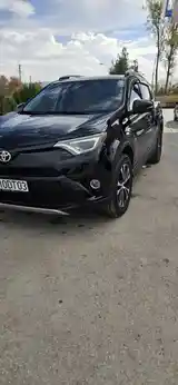 Toyota RAV 4, 2017-3