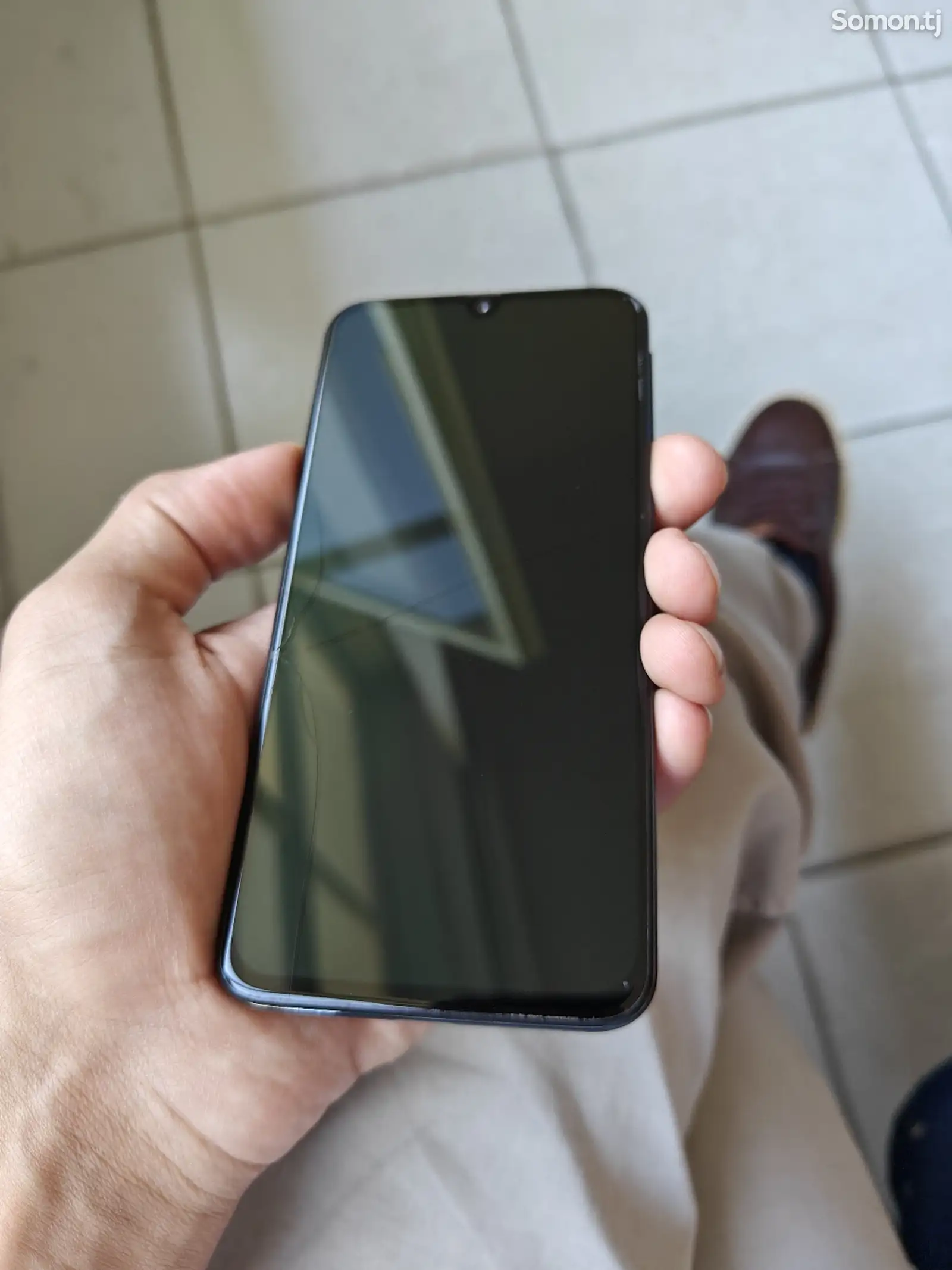 Samsung Galaxy A40 4/64gb-3