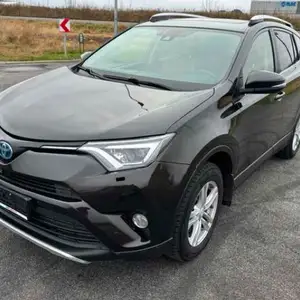 Toyota RAV 4, 2016