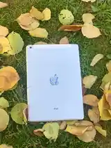 Планшет Apple iPad-4