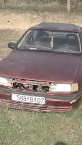 Opel Vectra A, 1994 на запчасти-3