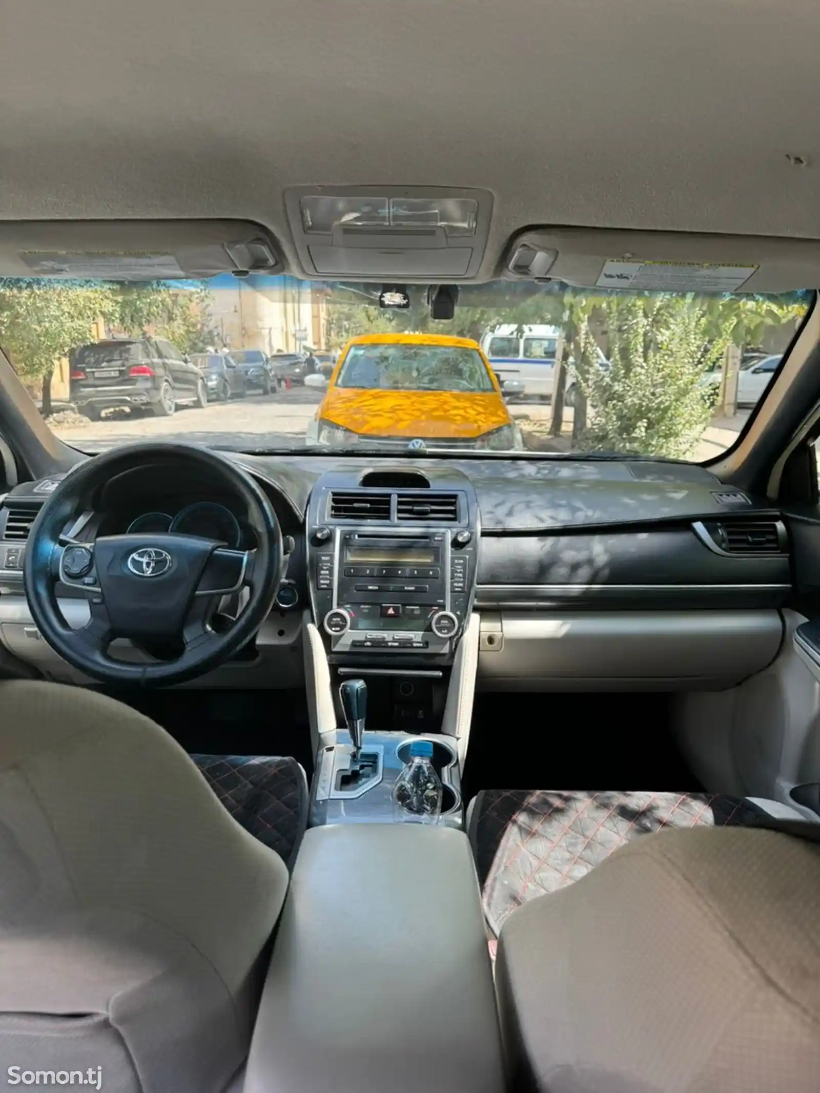 Toyota Camry, 2012-6