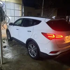 Hyundai Santa Fe, 2016