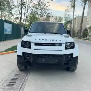 Land Rover Defender, 2023