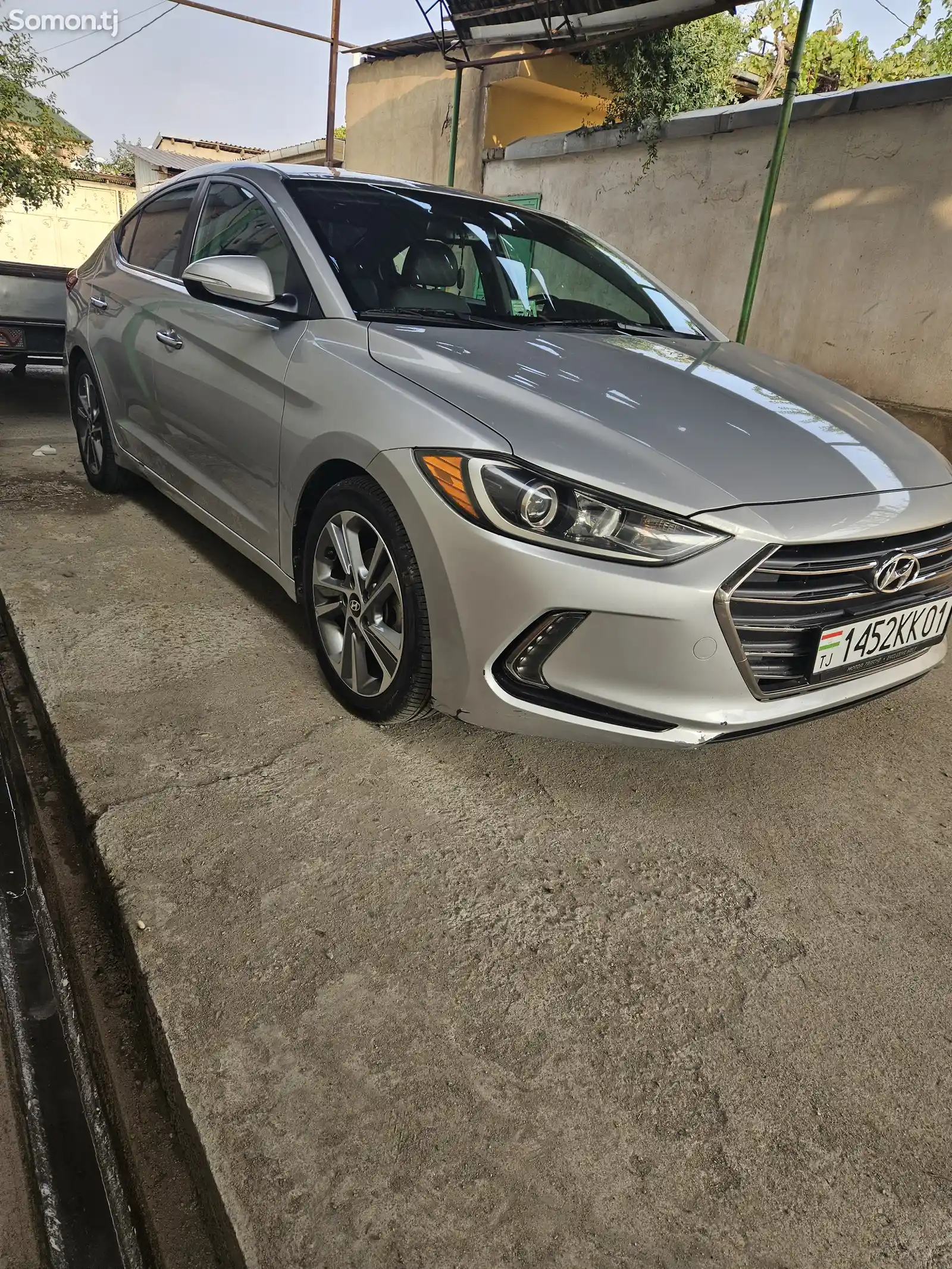 Hyundai Elantra, 2017-4