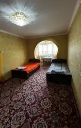 2-комн. квартира, 2 этаж, 60м², Универмаг-3