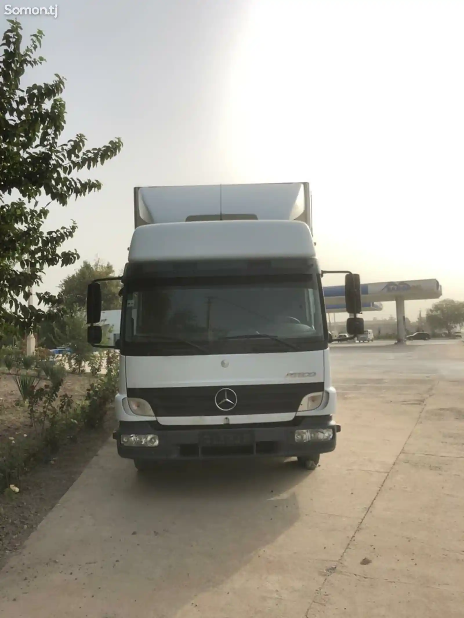 Бортовой грузовик Mercedes-Benz Atego 818, 2008-5