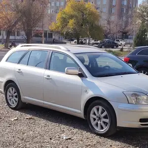 Toyota Avensis, 2008