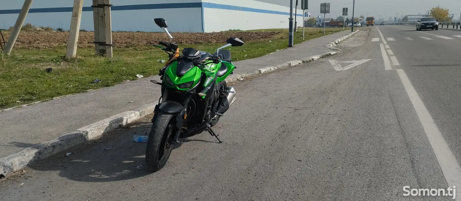 Мотоцикл Kawasaki zx1000r-1