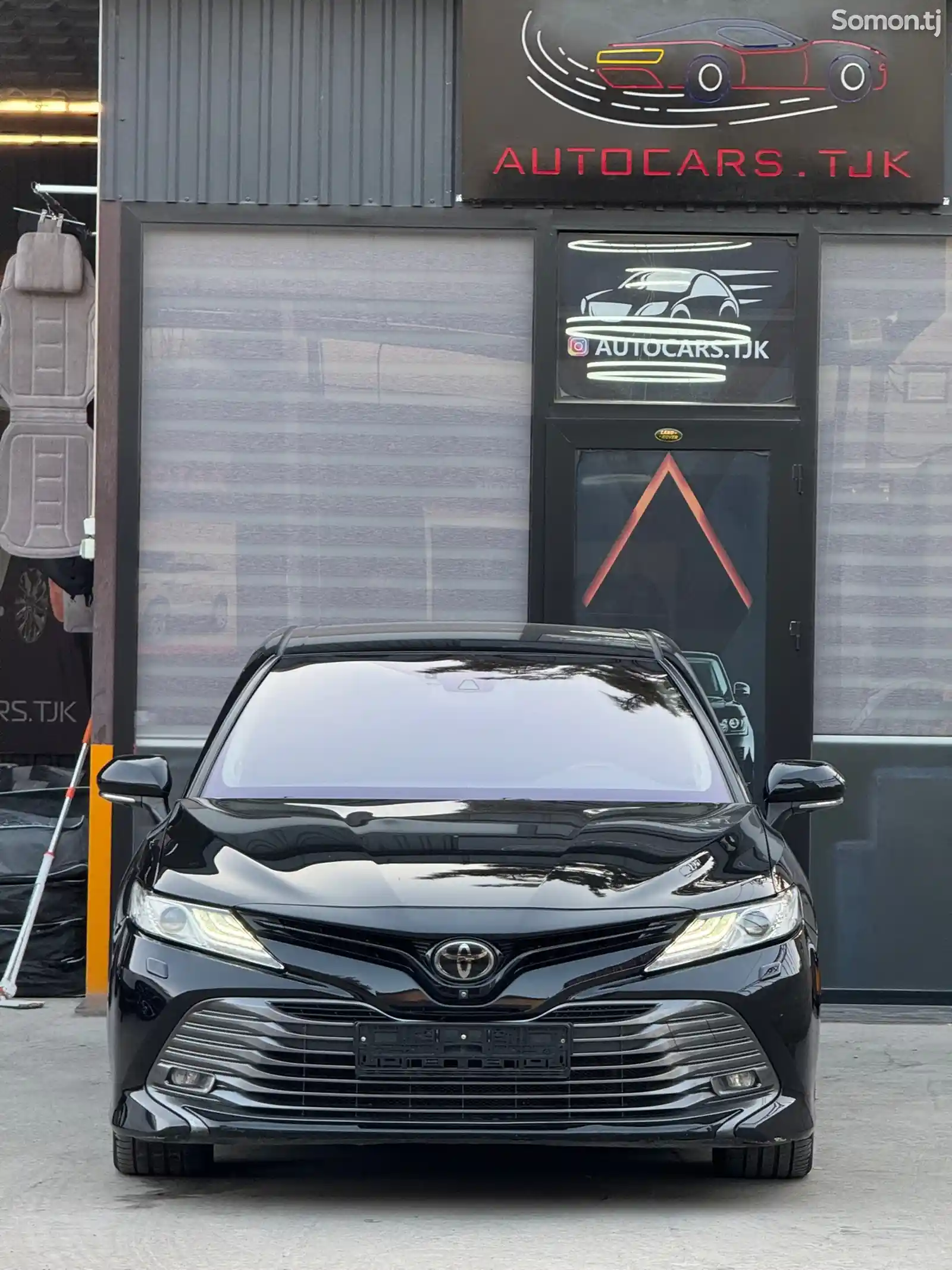 Toyota Camry, 2019-3