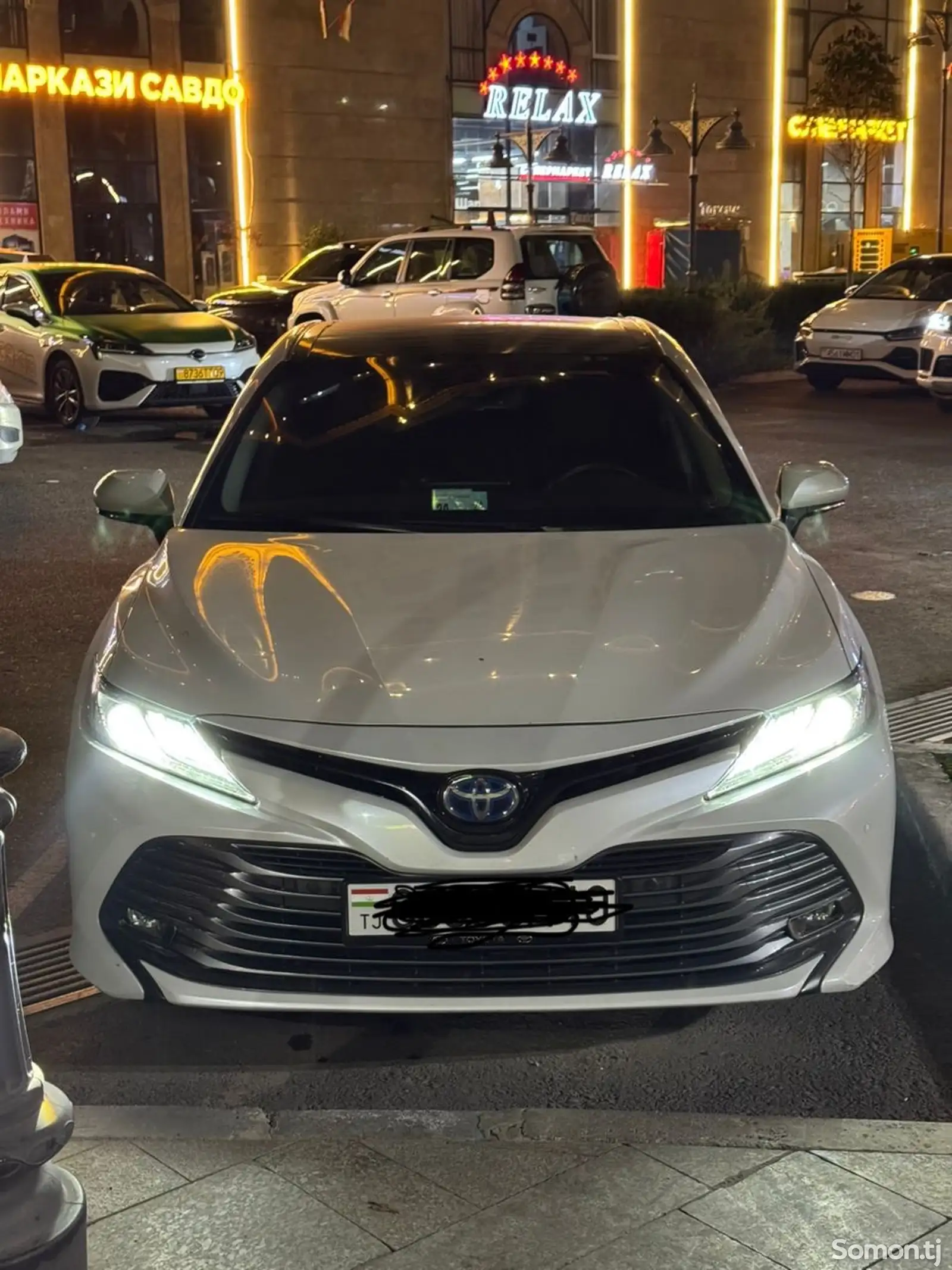 Toyota Camry, 2017-1