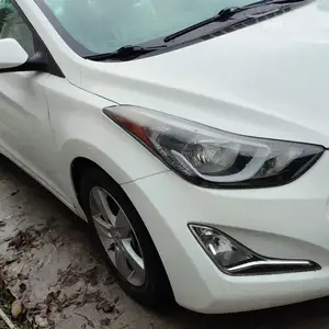 Hyundai Elantra, 2013