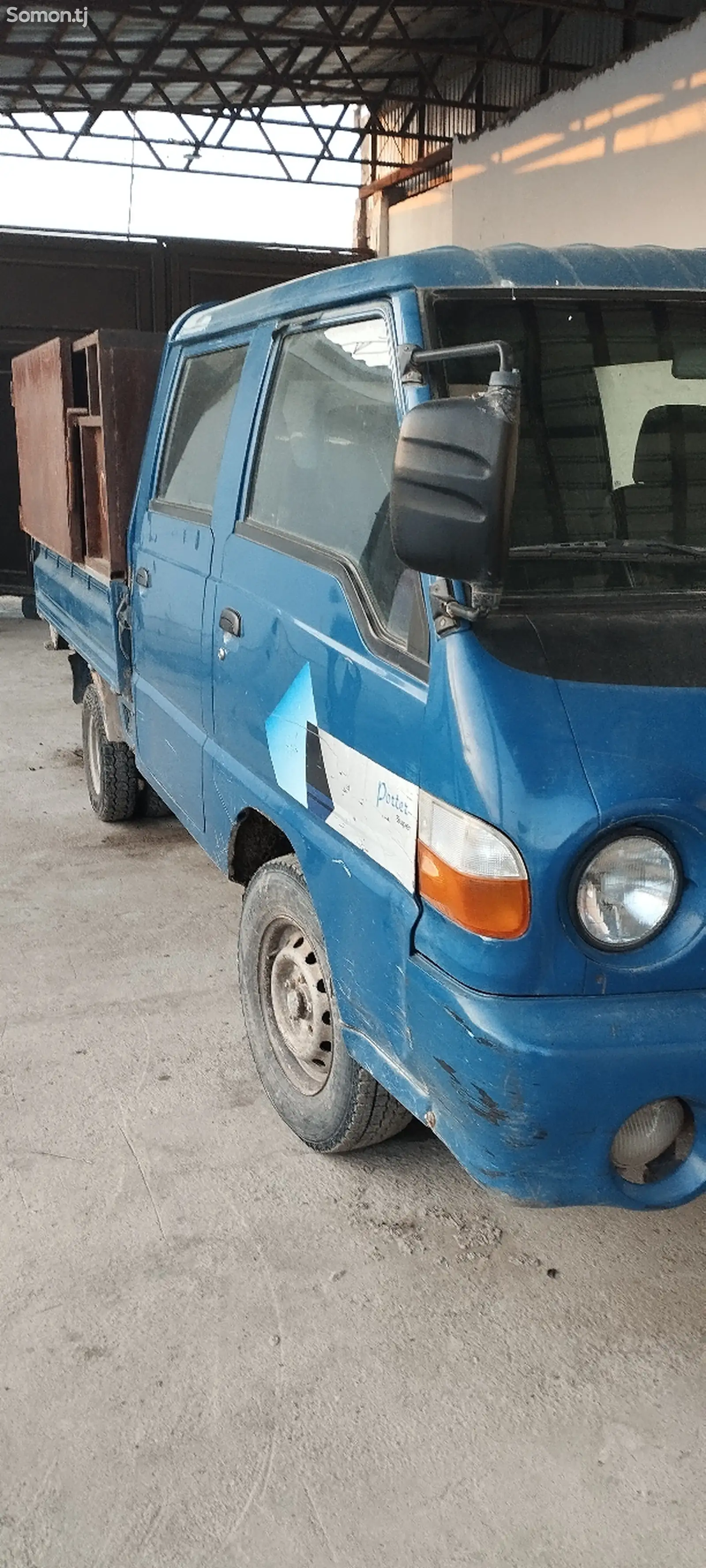 Бортовой автомобиль Hyundai Porter, 2001-1