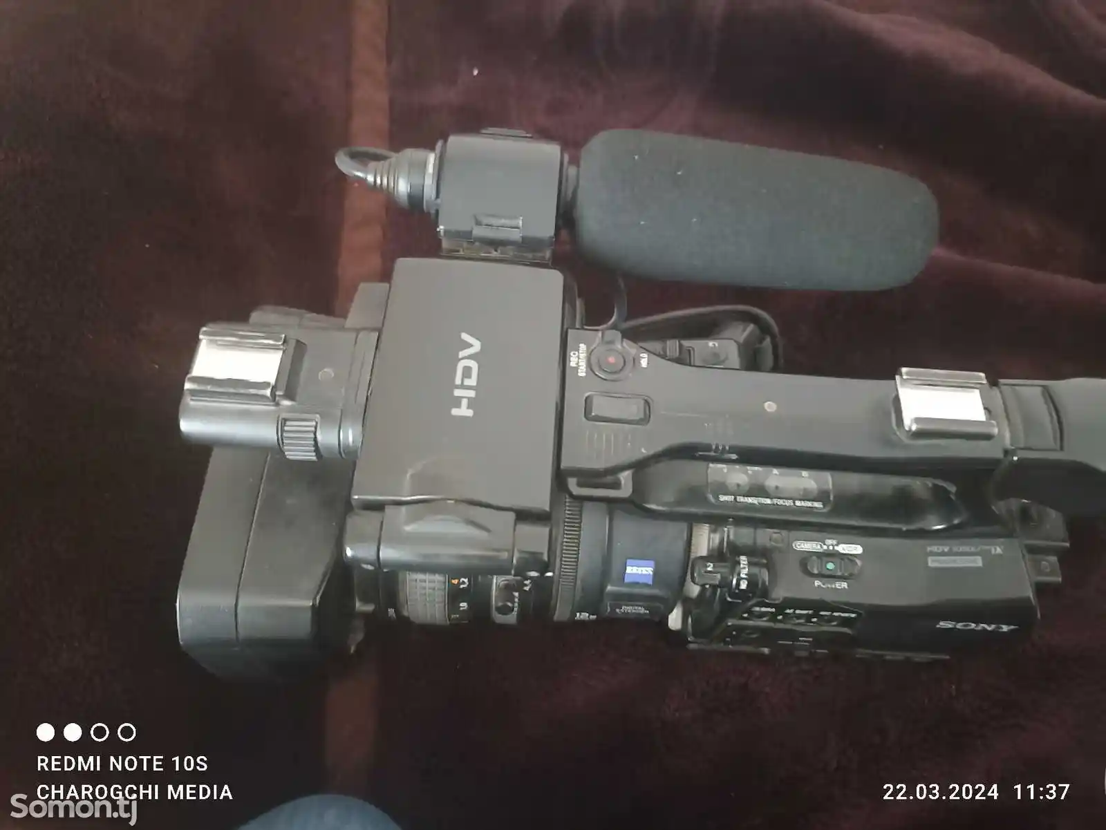 Видеокамера Sony Z7E-2