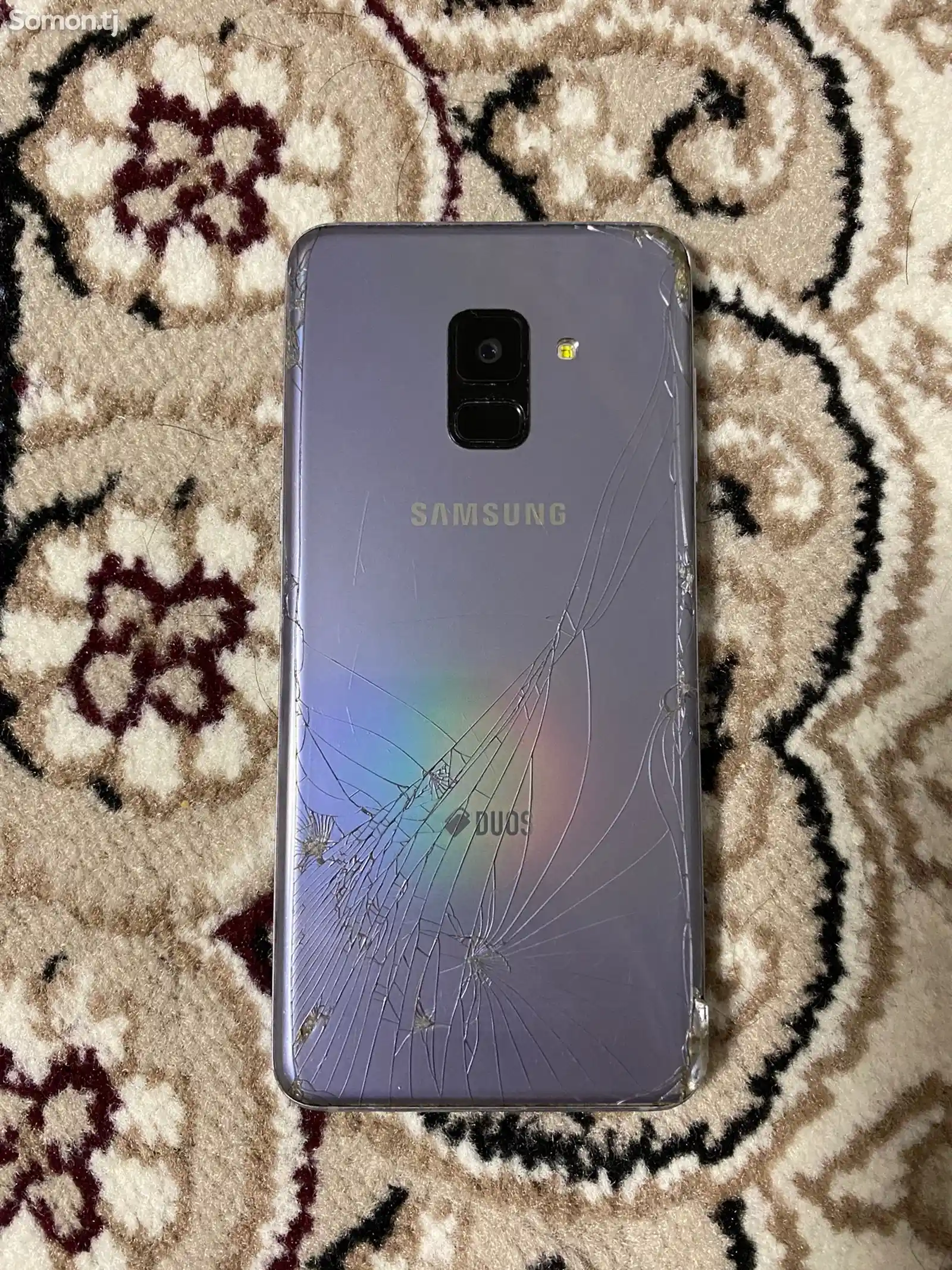 Samsung Galaxy A8-2