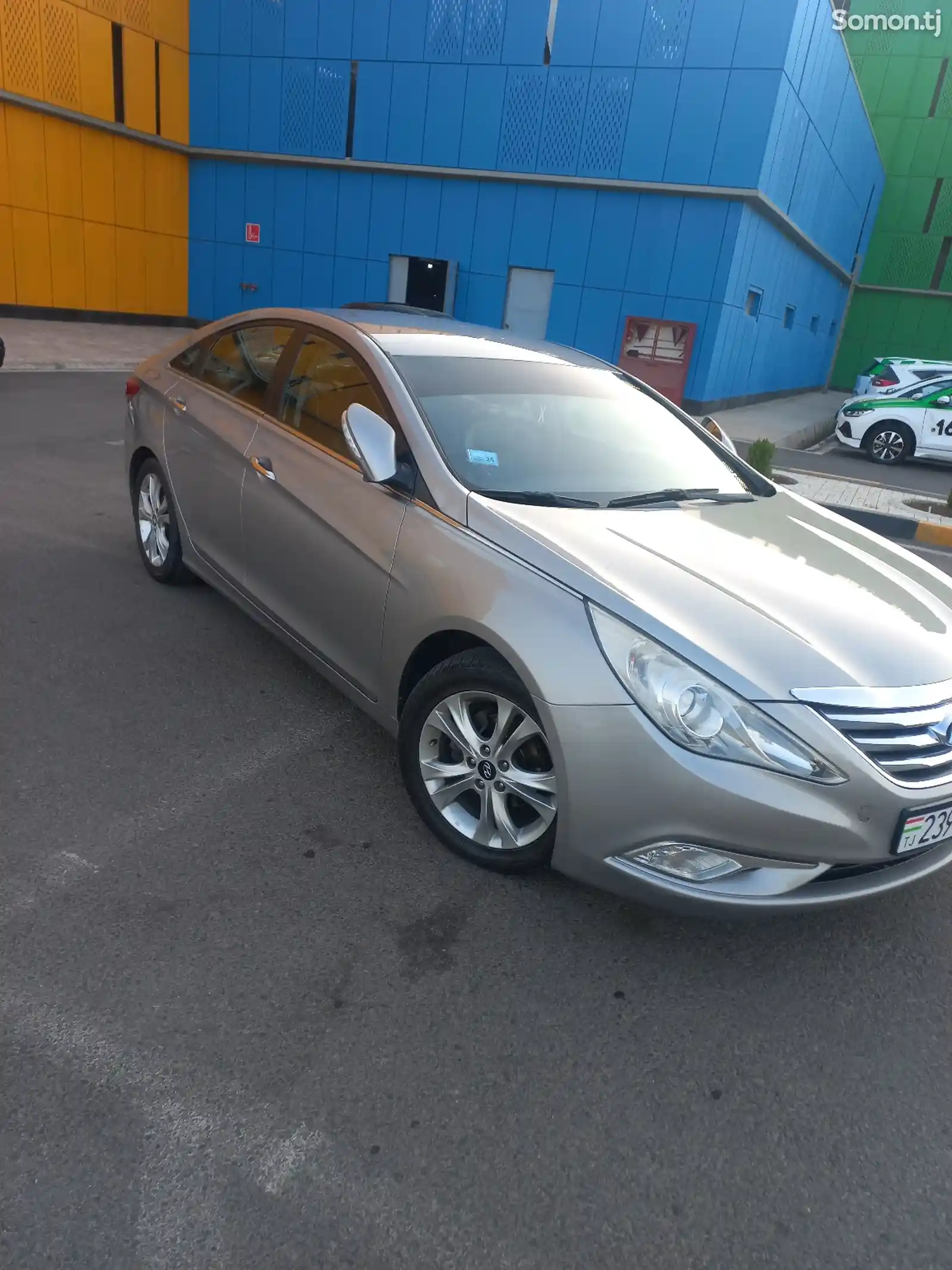 Hyundai Sonata, 2011-10