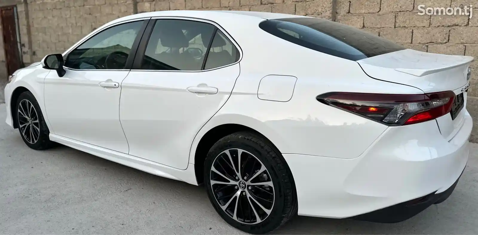 Toyota Camry, 2018-5