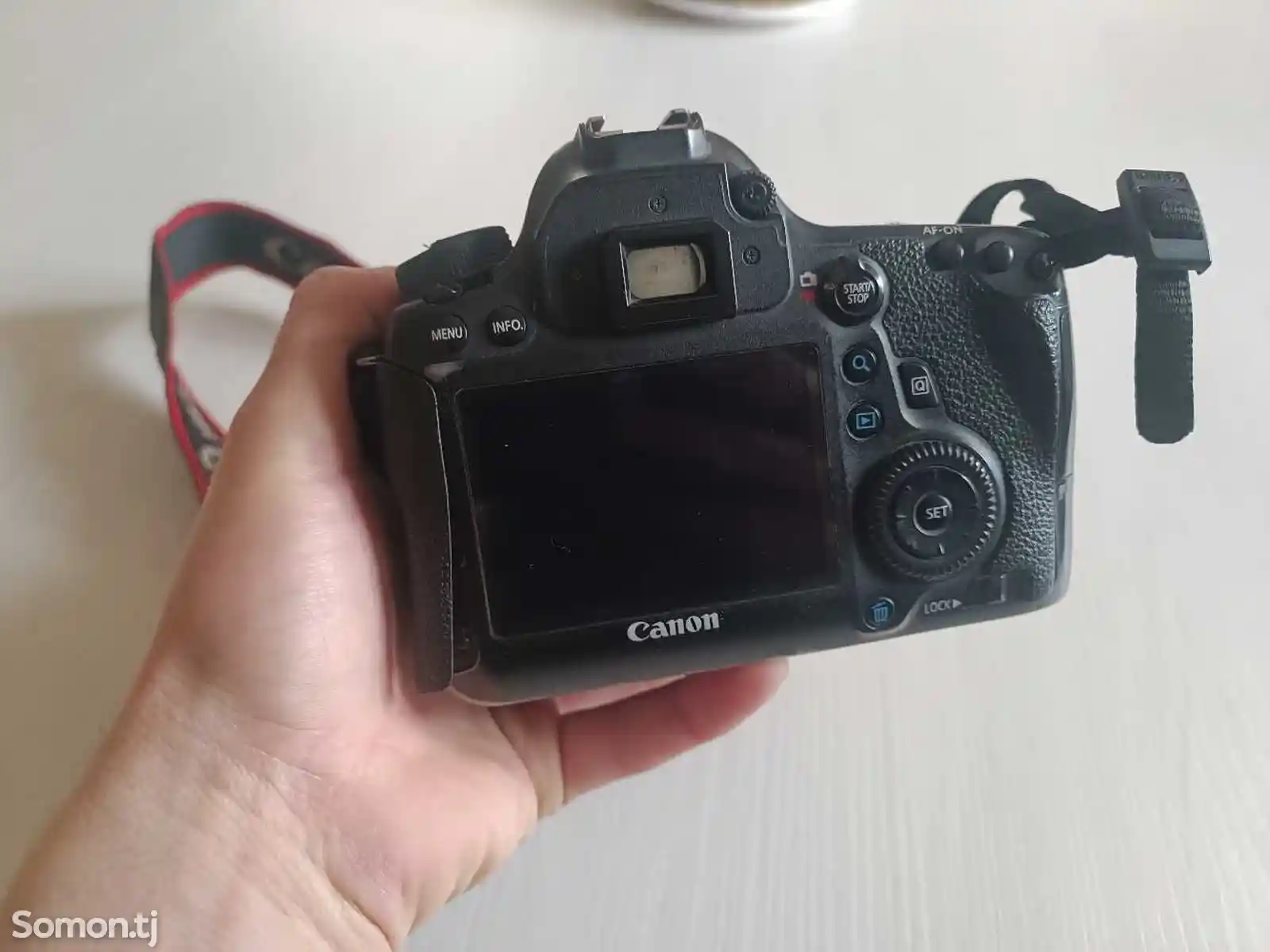 Фотоаппарат Canon EOS 6D-2