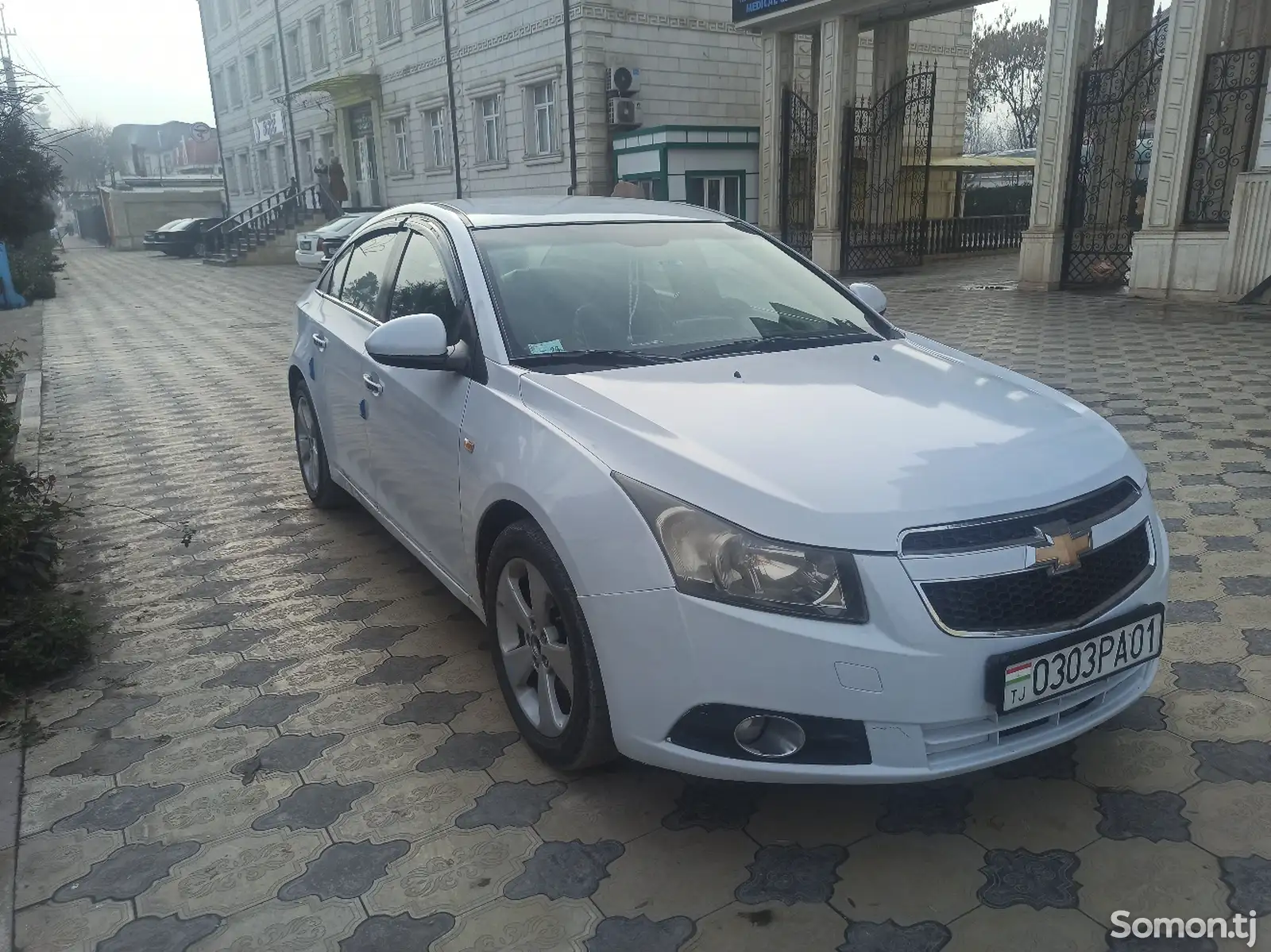 Chevrolet Cruze, 2010-1