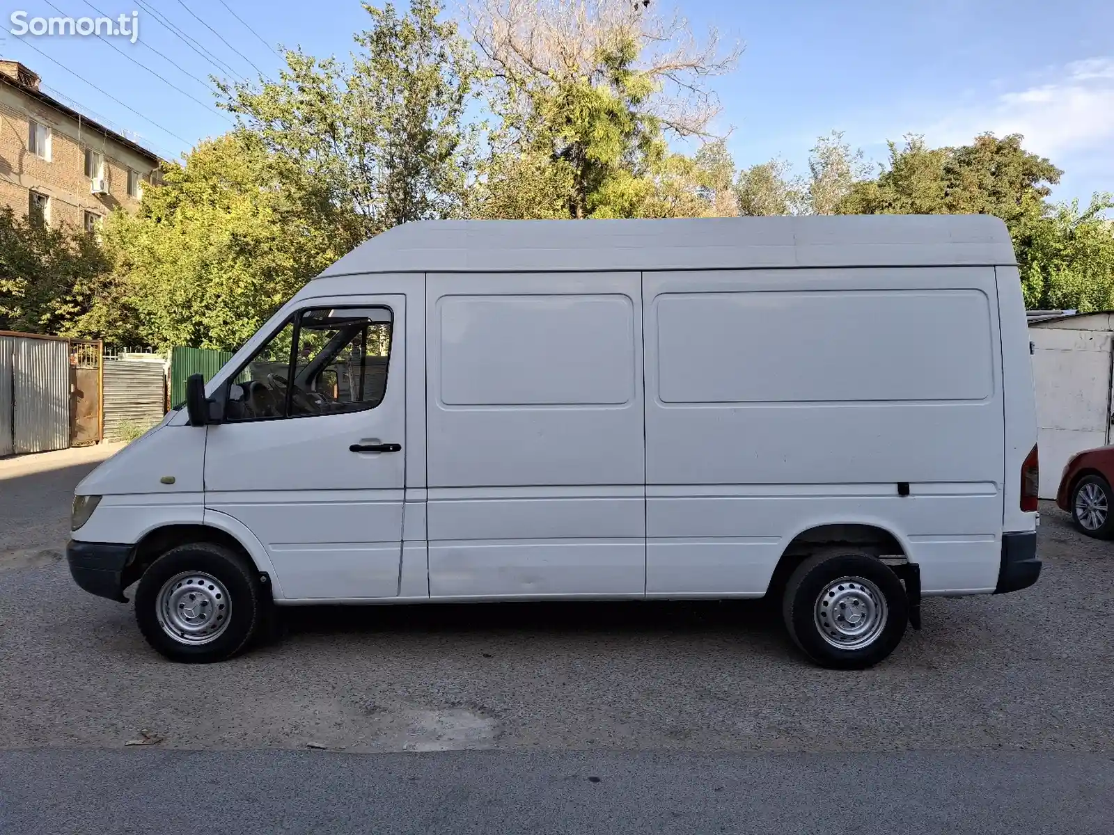 Фургон Mercedes benz sprinter-2