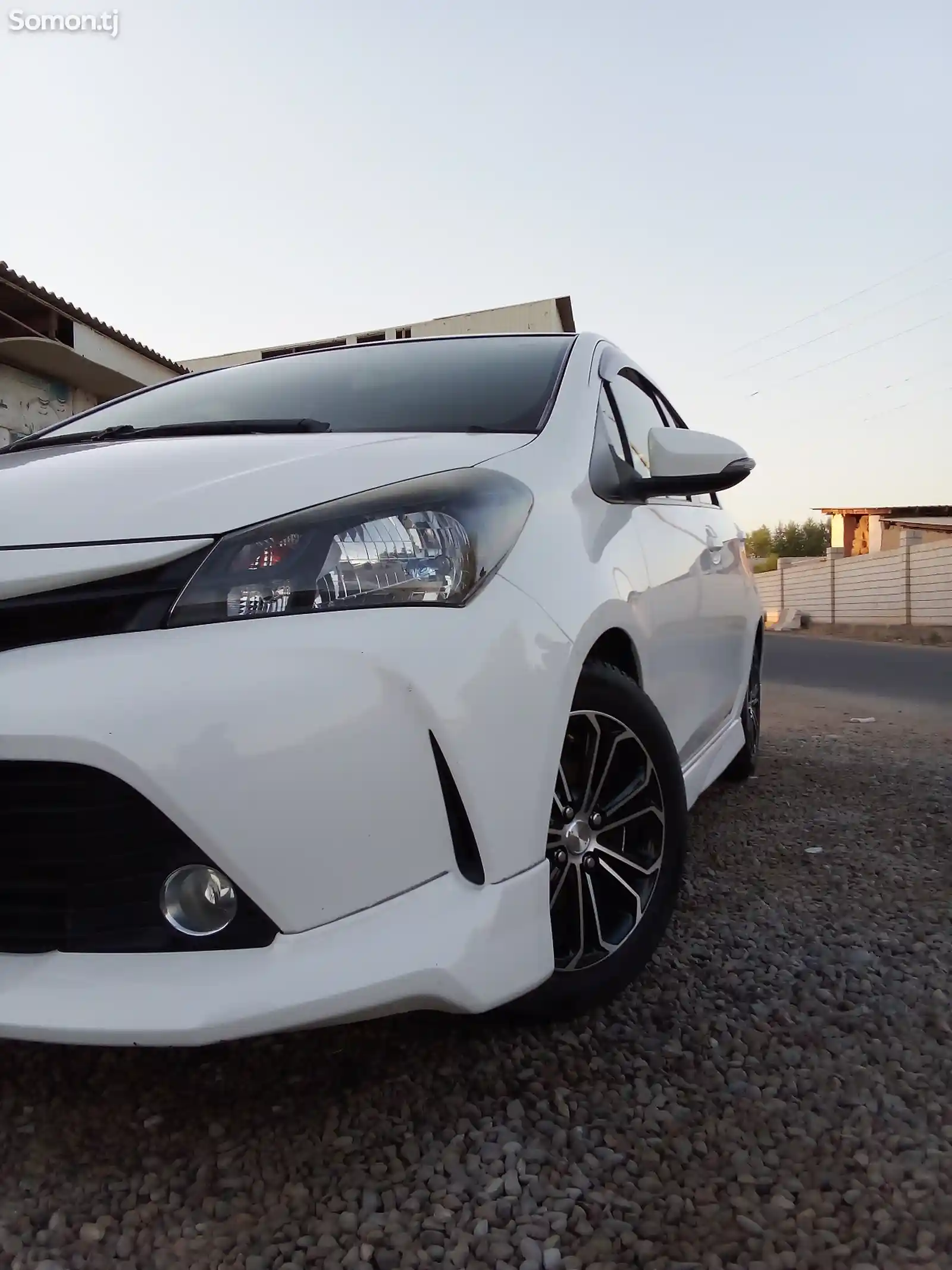 Toyota Vitz, 2014-6