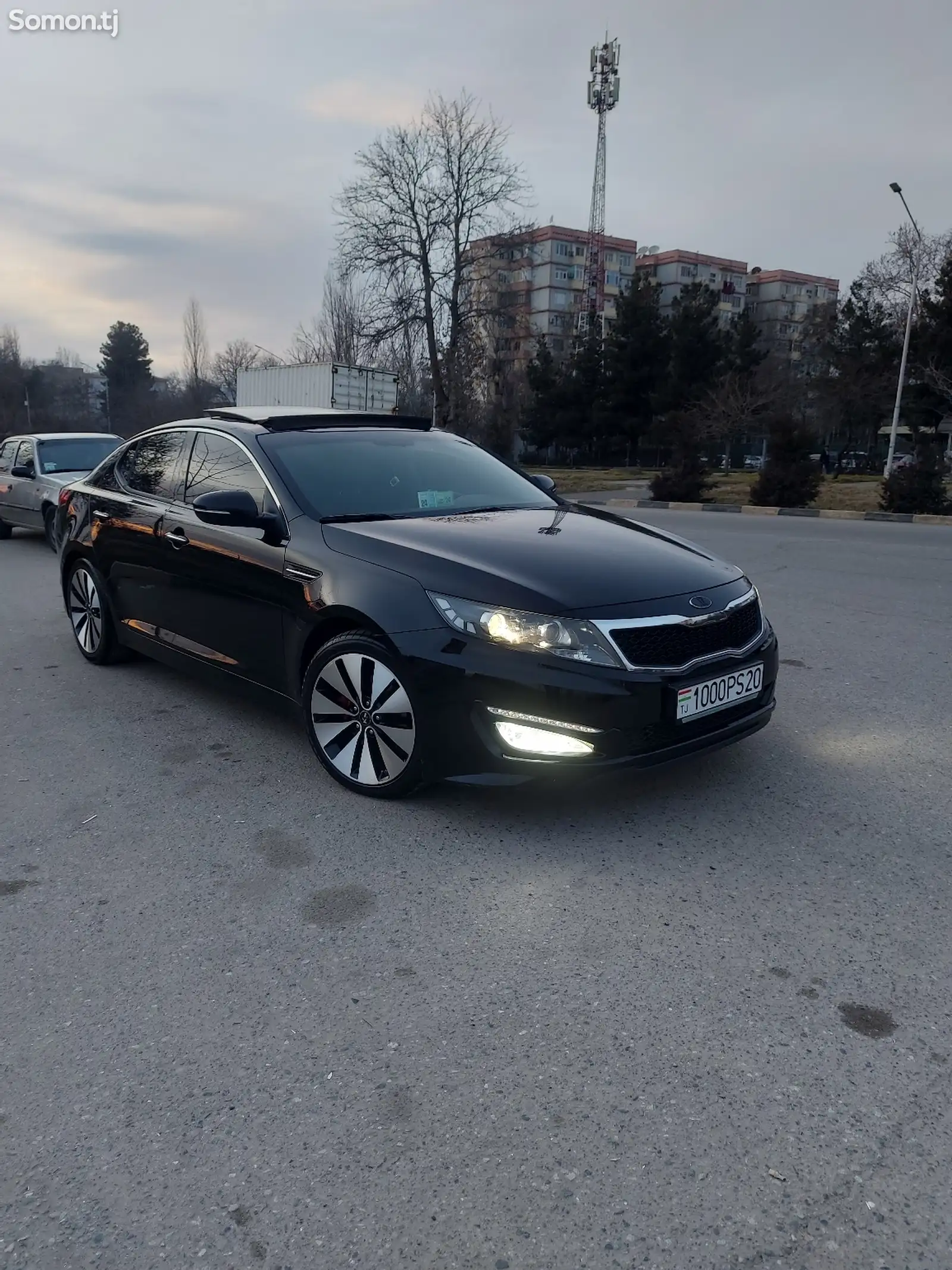 Kia K5, 2011-1