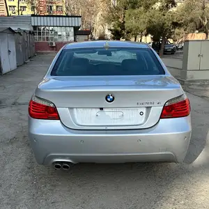 BMW 5 series, 2010